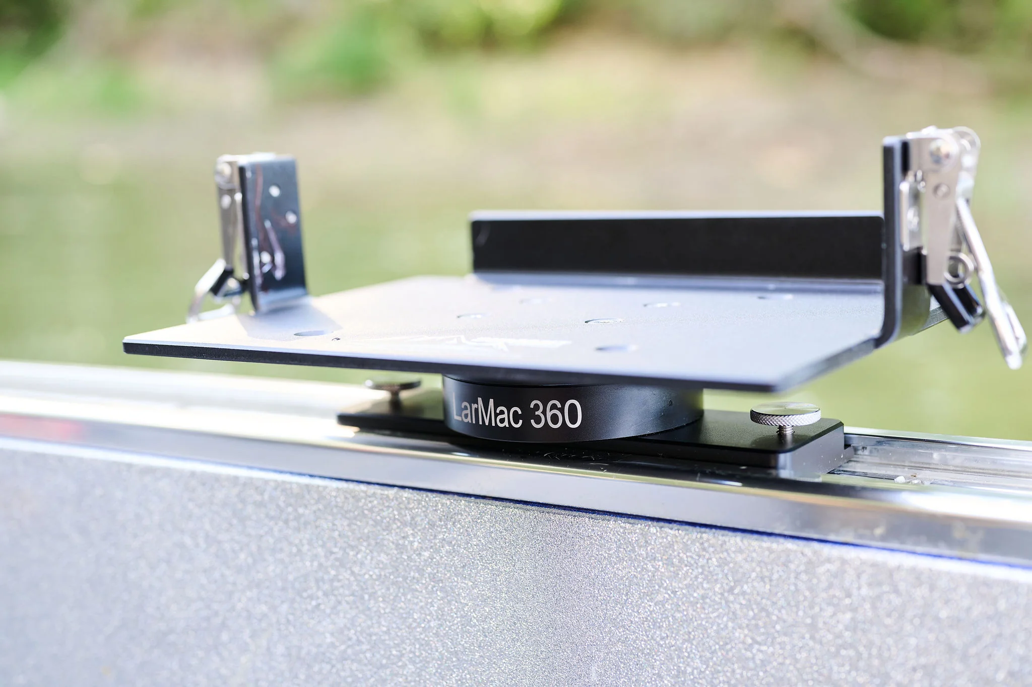 Larmac 360 Rotating Track Mounting System - Image 3