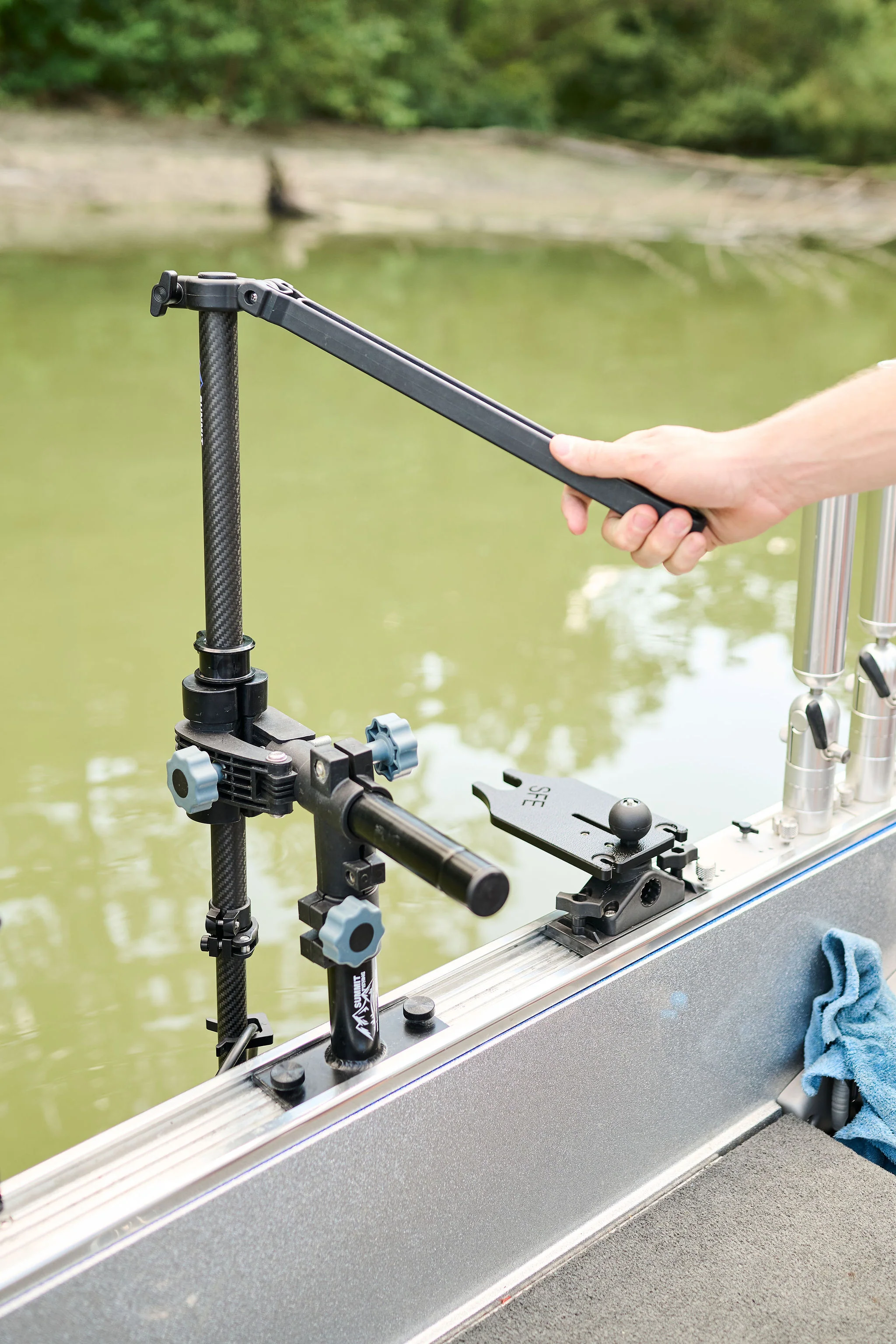 LS MAX Pole Mount - Image 4