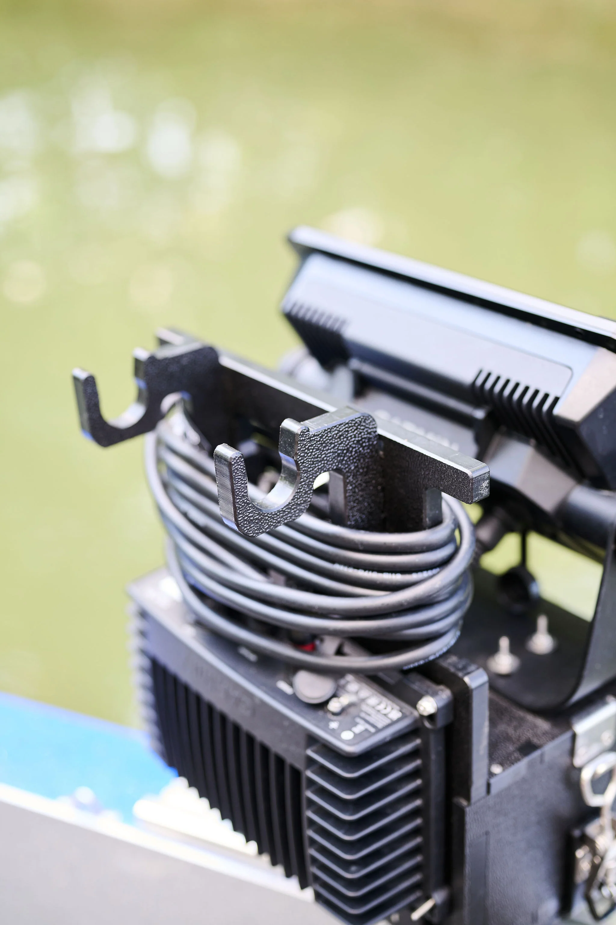 Summit Heavy Duty Shuttle For Garmin, Lowrance, and Humminbird - Image 14